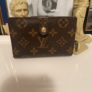Louis Vuitton Kisslock Wallet